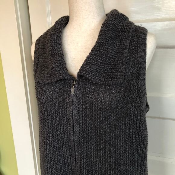 Christopher & Banks C.J. Chunky Knit Sweater Vest Gray Collared Zip Front 1X - Picture 2 of 11